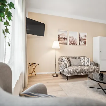 Roby-erfurt Hbf-nah, Balkon